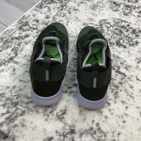 w nike free rn cmtr 18 varsity